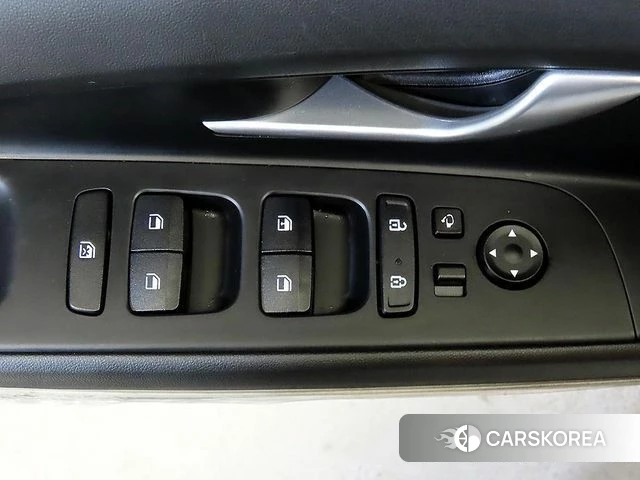 Hyundai The New Avante (CN7) 2023 Белый из Кореи, фото 4