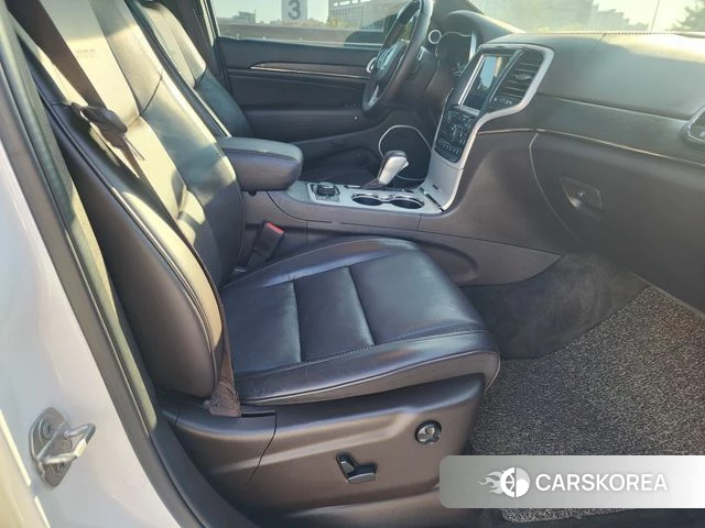 Jeep Grand Cherokee 2018 Белый из Кореи, фото 4