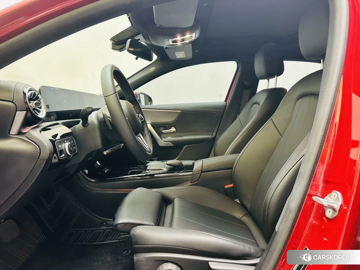 Mercedes-Benz A-Class 2021 Красный из Китая, фото 4
