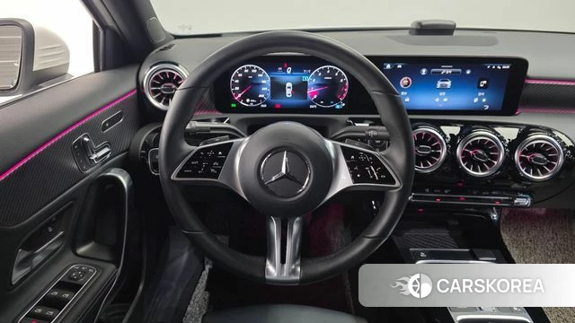 Mercedes-Benz A-Class W177 2025 Белый из Кореи, фото 4