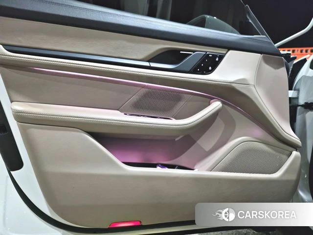 Porsche Taycan 2021 Белый из Кореи, фото 4