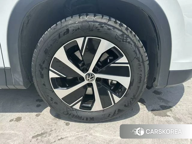 Volkswagen Tayron 2025 Белый из Китая, фото 4