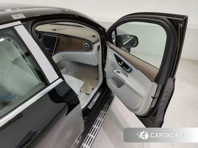 Mercedes-Benz EQE 2025 Черный из Китая, фото 4