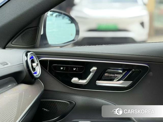 Mercedes-Benz C-class 2025 Белый из Китая, фото 4