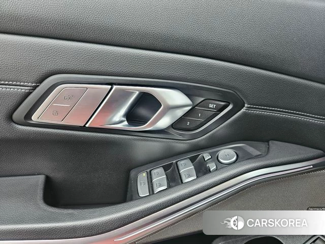 BMW 3 Series (G20) 2021 Красный из Кореи, фото 4