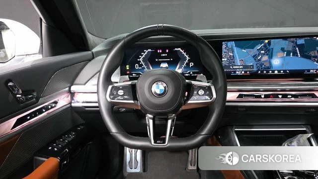 BMW 7 Series (G70) 2023 Белый из Кореи, фото 4
