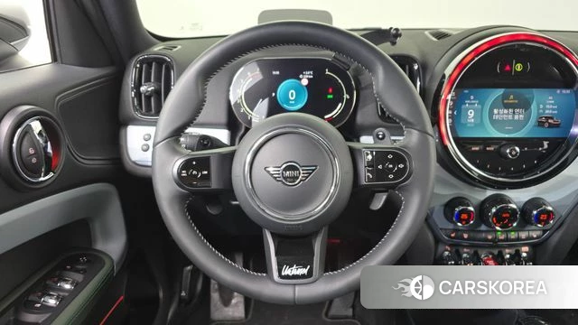 Mini Cooper S Countryman 2022 Светло-серебряный цвет из Кореи, фото 4