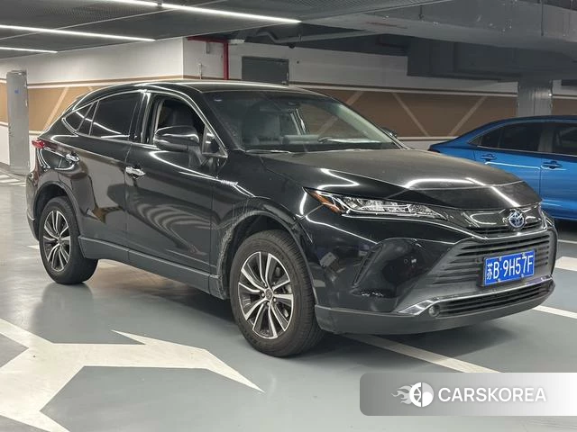 Toyota Harrier 2022 Черный из Китая, фото 4
