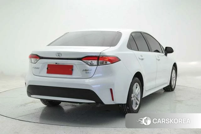Toyota Levin 2021 Белый из Китая, фото 4
