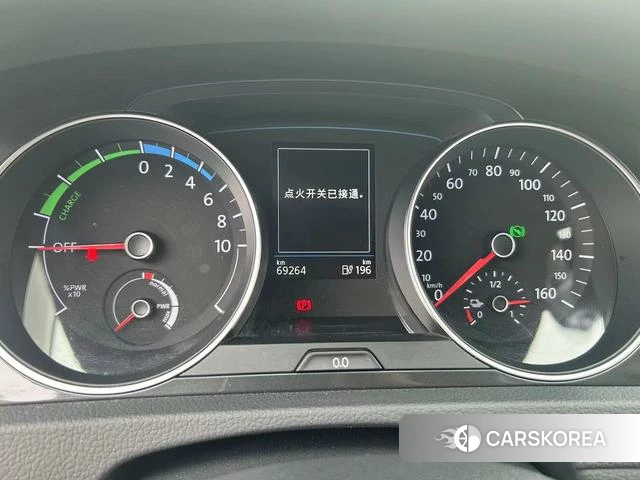 Volkswagen Golf 2021 Белый из Китая, фото 4