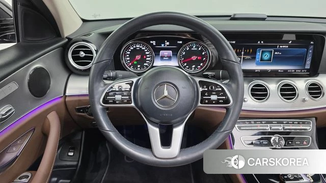 Mercedes-Benz E-Class W213 2019 Черный из Кореи, фото 4