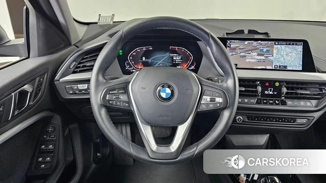 BMW 1 Series (F40) 2022 Черный из Кореи, фото 4