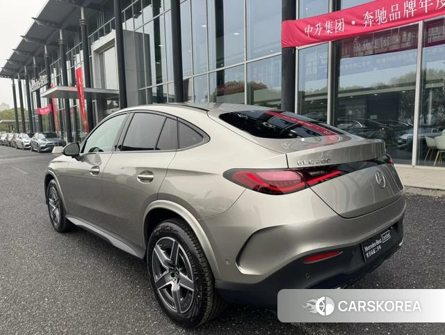 Mercedes-Benz GLC 2026 Серебристо-серый из Китая, фото 4