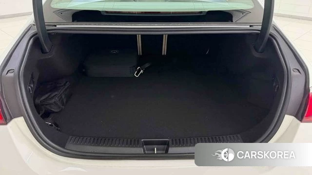 Mercedes-Benz E-Class W214 2026 Белый из Кореи, фото 4