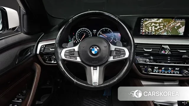 BMW 5 Series (G30) 2019 Белый из Кореи, фото 4