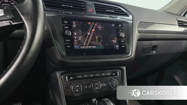 Volkswagen Tiguan Allspace 2018 Белый из Кореи, фото 4