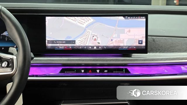BMW 7 Series (G70) 2023 Черный из Кореи, фото 4