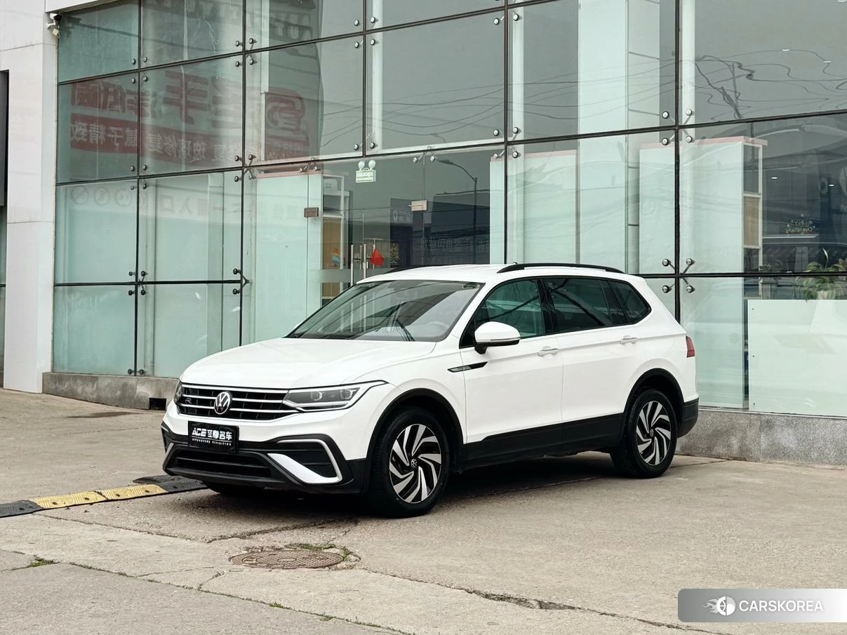 Volkswagen Tiguan L 2021 Белый из Китая, фото 4