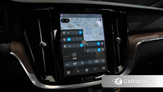 Volvo S60 3rd generation 2023 Белый из Кореи, фото 4