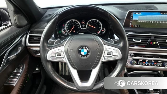 BMW 7 Series (G11) 2018 Черный из Кореи, фото 4