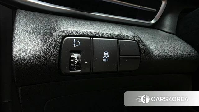 Hyundai The New Avante (CN7) 2023 Белый из Кореи, фото 4