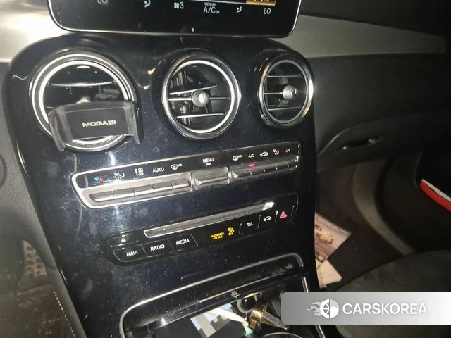 Mercedes-Benz GLC-Class X253 2019 Белый из Кореи, фото 4