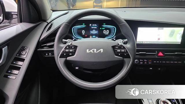Kia Di Ol Nu Niro 2023 Белый из Кореи, фото 4