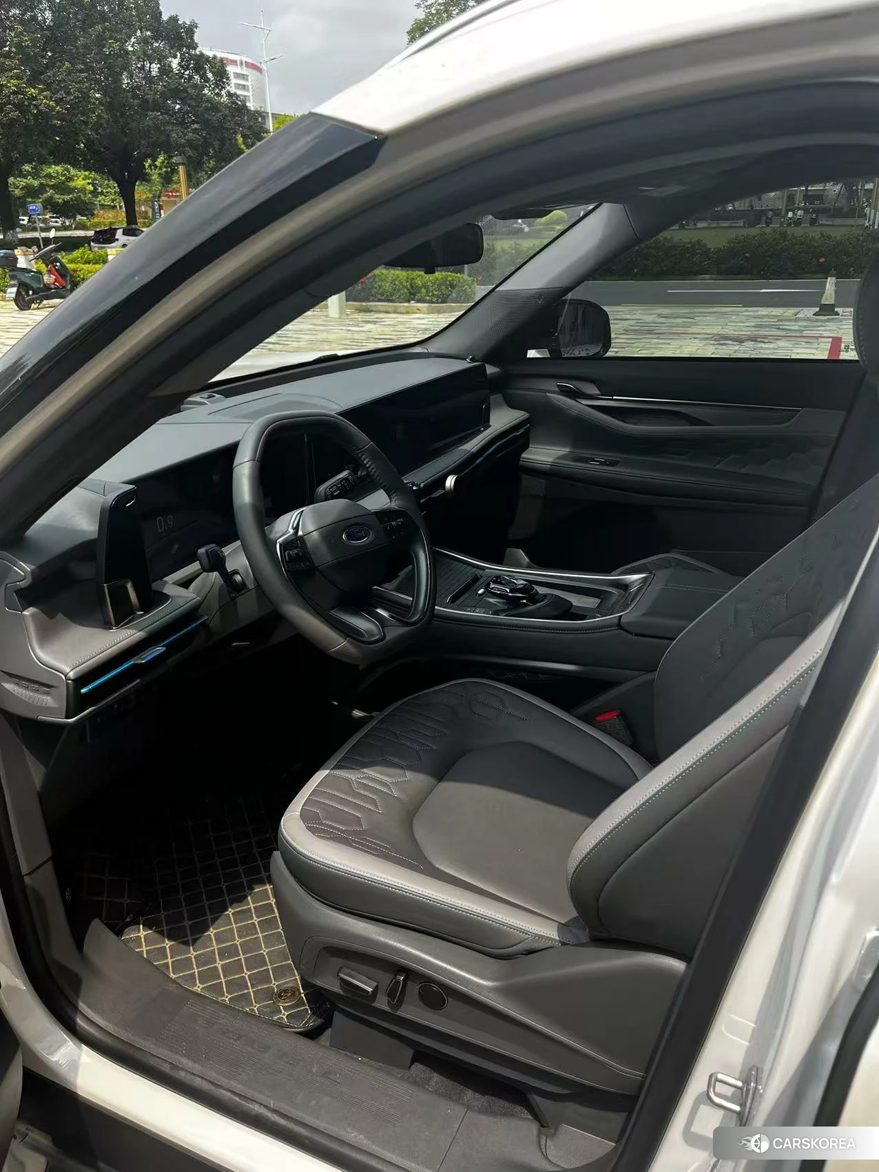 Ford Edge 2023 Белый из Китая, фото 4