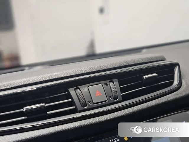 Nissan X-Trail 2025 Белый из Китая, фото 4