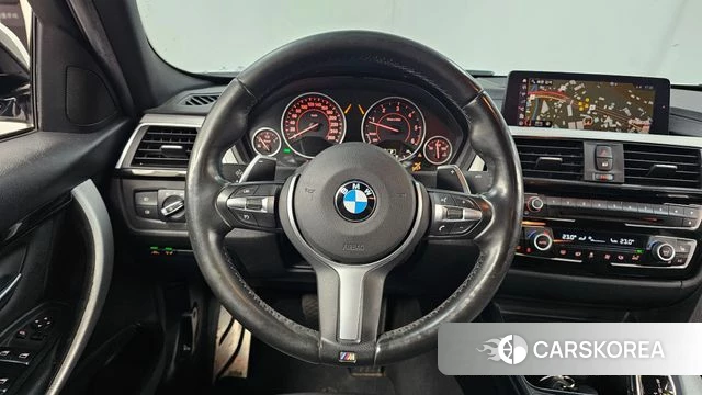 BMW 3 Series (F30) 2018 Белый из Кореи, фото 4