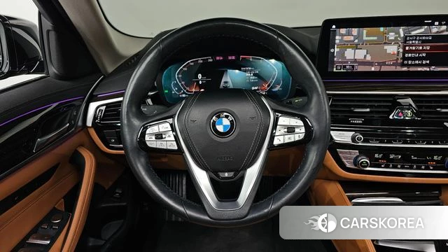 BMW 5 Series (G30) 2021 Черный из Кореи, фото 4