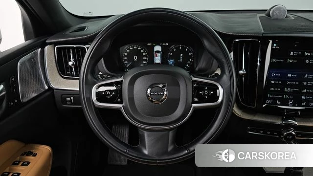 Volvo XC60 second Generation 2019 Белый из Кореи, фото 4