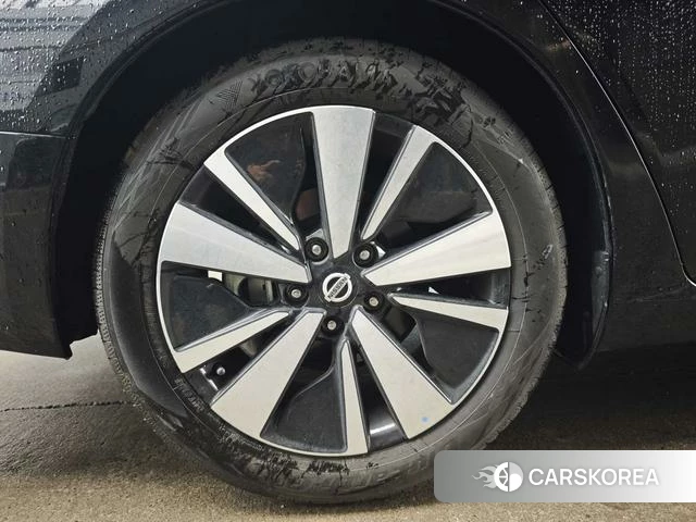 Nissan Altima 2022 Черный из Китая, фото 4