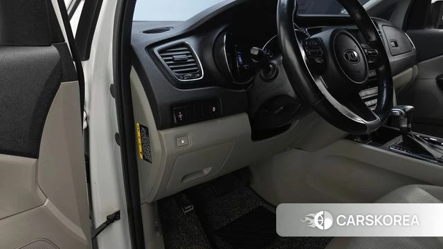 Kia The New Carnival 2019 Белый из Кореи, фото 4