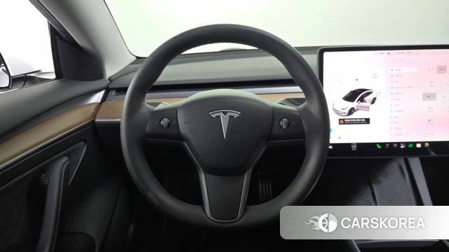 Tesla Model 3 2022 Белый из Кореи, фото 4