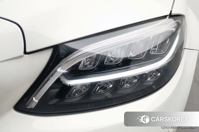 Mercedes-Benz C-class 2021 Белый из Китая, фото 4