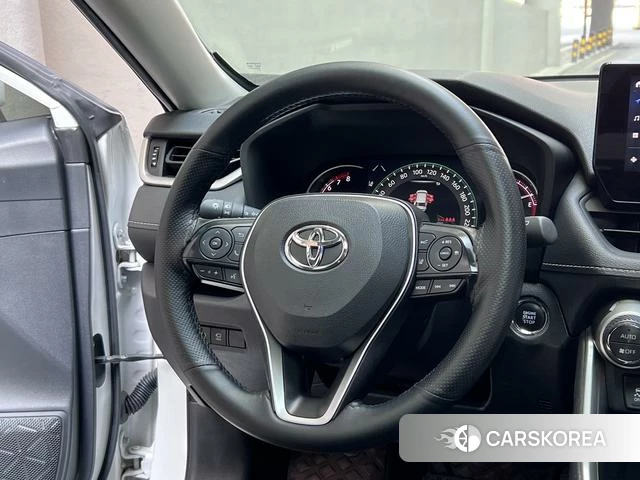 Toyota RAV4 2024 Белый из Китая, фото 4