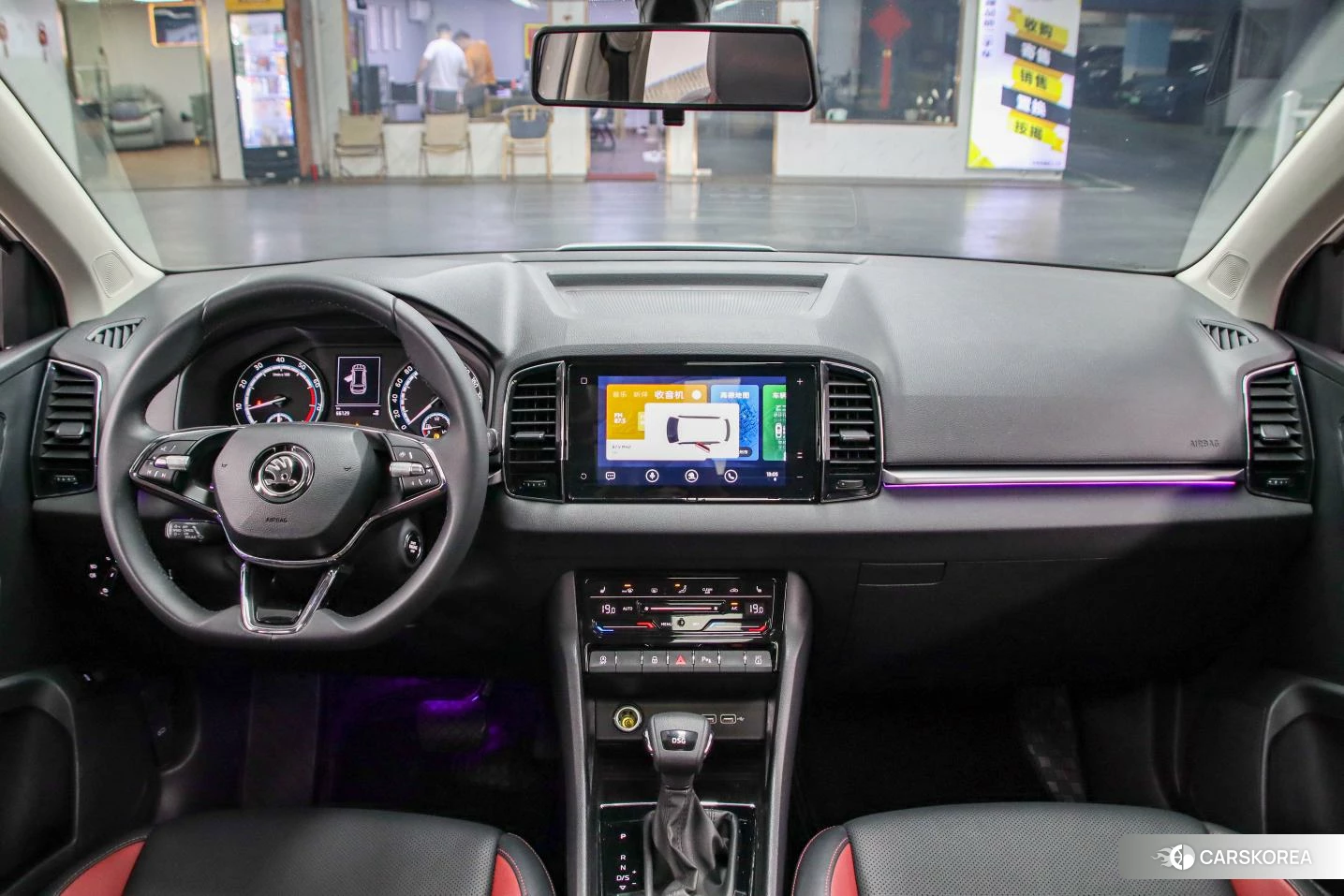 Skoda Karoq 2021 Белый из Китая, фото 4