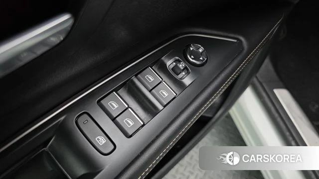 Peugeot 5008 second generation 2022 Белый из Кореи, фото 4