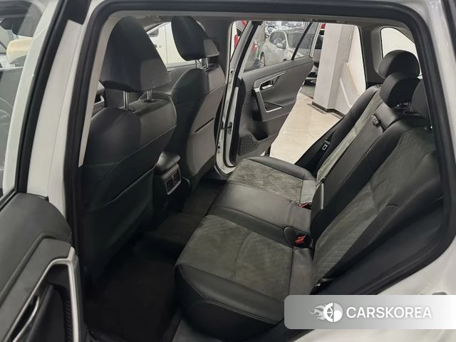 Toyota RAV4 2023 Белый из Китая, фото 4