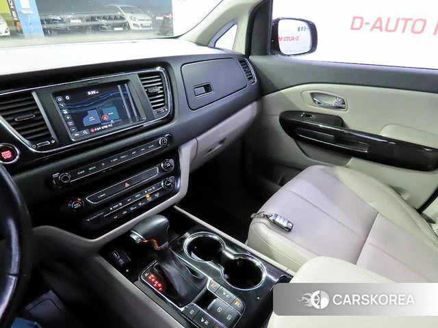 Kia The New Carnival 2018 Серый из Кореи, фото 4