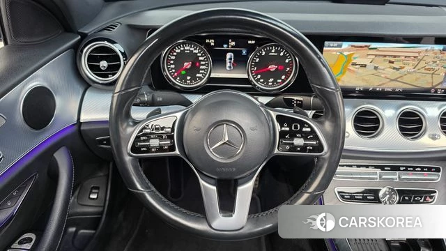 Mercedes-Benz E-Class W213 2019 Белый из Кореи, фото 4