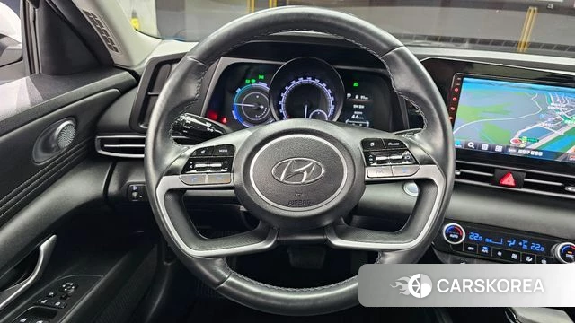Hyundai Avante Hybrid (CN7) 2023 Белый из Кореи, фото 4