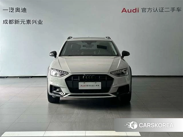 Audi A4L 2023 Серебристо-серый из Китая, фото 4