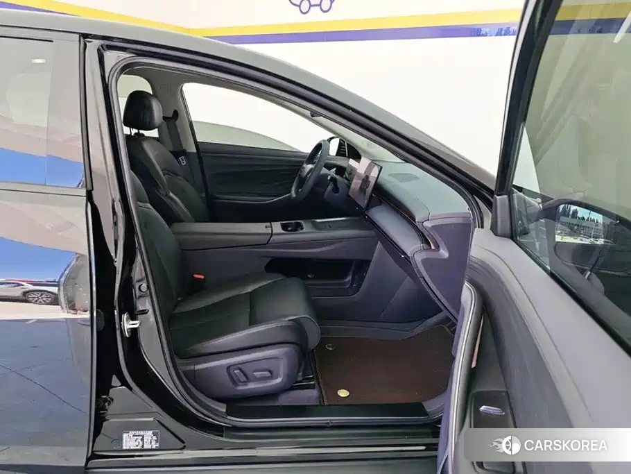 Nissan N6 2026 Черный из Китая, фото 4