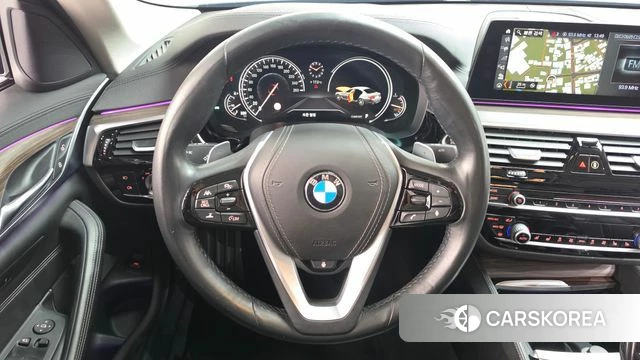 BMW 5 Series (G30) 2018 Серый из Кореи, фото 4