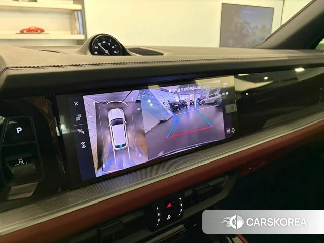 Porsche Cayenne (PO536) 2025 Небесно-голубой из Кореи, фото 4