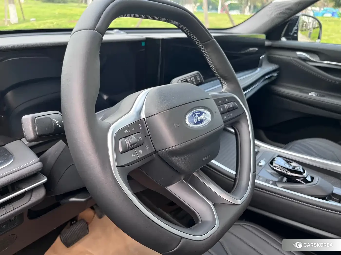 Ford Edge 2026 Черный из Китая, фото 4