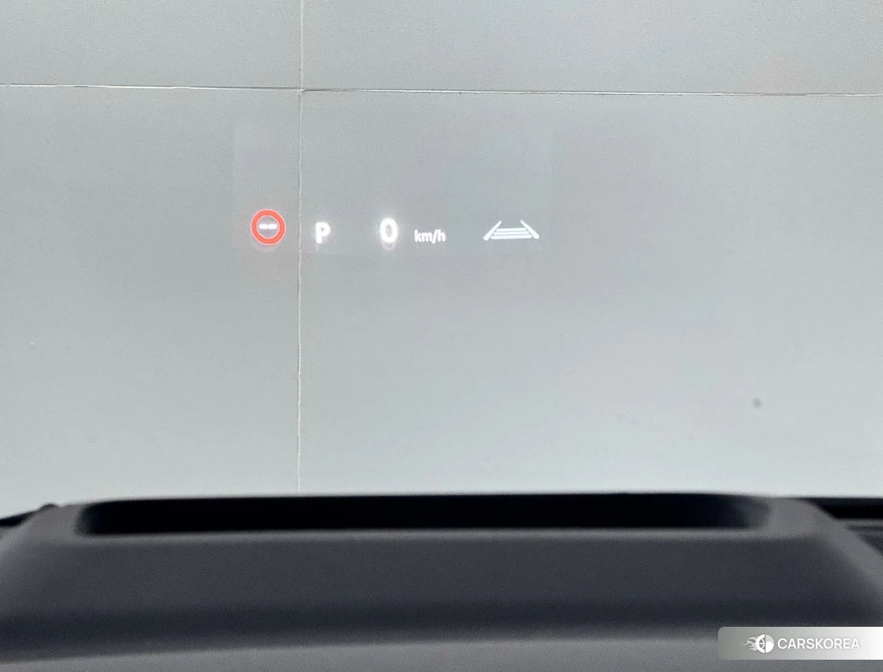 Toyota Alphard 2023 Белый из Китая, фото 4