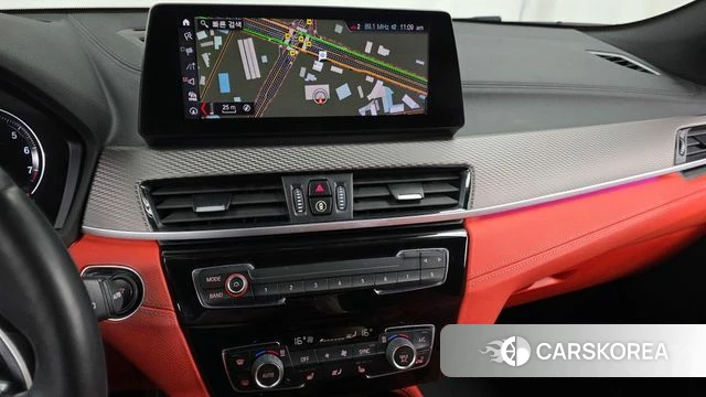 BMW X2 (F39) 2022 Черный из Кореи, фото 4